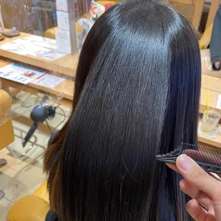 カラー 長谷川 智也/ディレクターのヘアスタイル