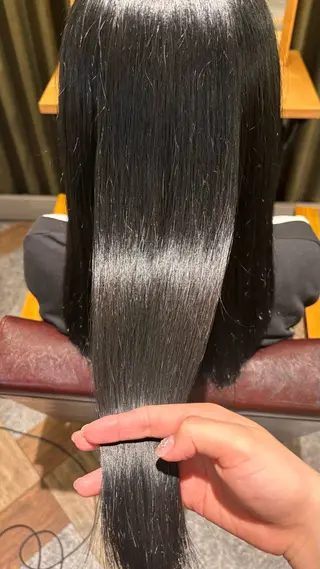 ロング moon所属・平出 千尋のヘアスタイル