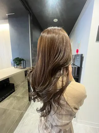 ロング 銀座REFINED Ayanoのヘアスタイル