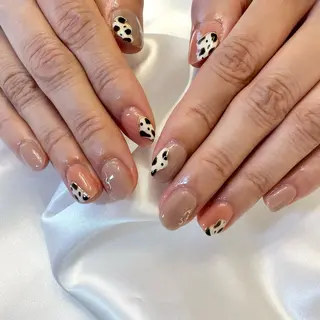 ネイル Elegancia. Hiromiのネイルデザイン