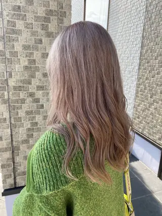 カラー 目黒 優衣のヘアスタイル