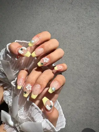 ネイル I-nailロング /ワンホン/キラキラのネイルデザイン