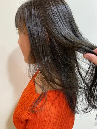 セミロング カラー salowin渋谷kitaya park前所属・RIKA韓国ヘア/く びれヘア/上品カラーのヘアスタイル