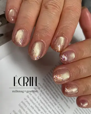 ショート écrin所属・kouno megumiのネイルデザイン