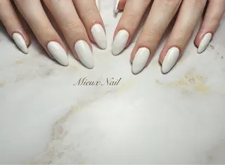 ネイル 市川 麻衣子のネイルデザイン