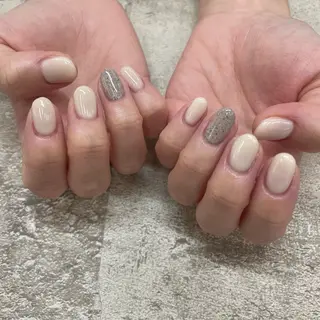 ネイル MAXKELLY EMIのネイルデザイン