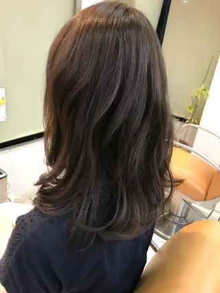 ミディアム カラー Livnaリヴナ立川所属・レイヤー/ハイライト /立川/赤池宏隆のヘアスタイル
