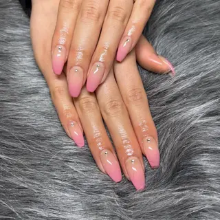 ネイル 𝑗𝑢𝑛𝑛𝑎 𝑛𝑎𝑖𝑙のネイルデザイン