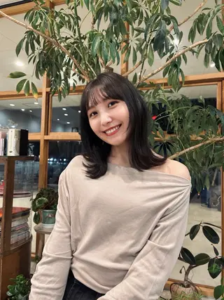 セミロング hale所属・hale airiのヘアスタイル