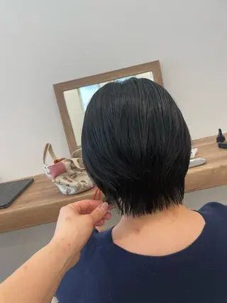 ミディアム パーマ no4ナチュラル戸祭所属・山越 美裕樹のヘアスタイル