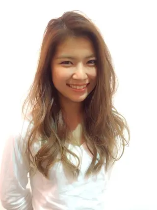 ロング 艶質改善/縮毛矯正 ササキナツミのヘアスタイル