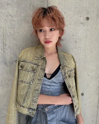 ショート カラー パーマ/レイヤー 岩山丈一郎のヘアスタイル