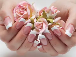 ネイル Queen nail所属・QUEENNA IL JR寺田町1分のネイルデザイン