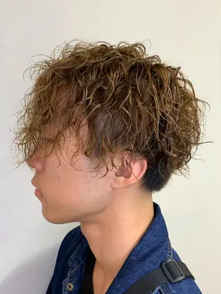 ショート Brooch ブローチのヘアスタイル