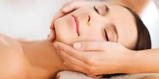 MIRAI小顔　名古屋店所属・MIRAI小顔 名古屋店YUKIのエステ・リラクイメージ