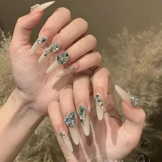 ネイル 🍑 momo_nailのネイルデザイン