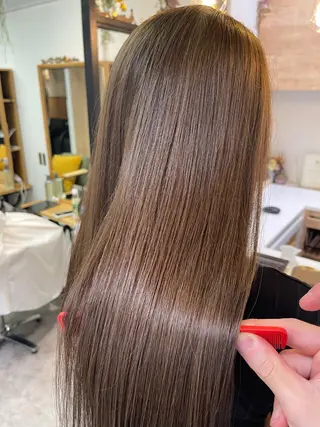 セミロング カラー インナーカラー🎀/ Yuzukiのヘアスタイル