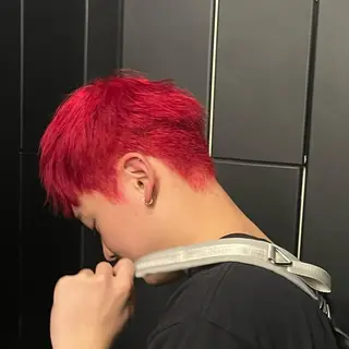 ショート カラー メンズ 🌼動き×透明感🩵 ハイトーン/ナナのヘアスタイル