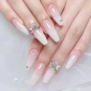 ネイル 晴香 ✨のネイルデザイン