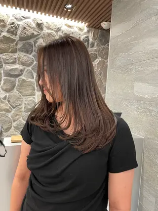 セミロング 奥野 妃南のヘアスタイル