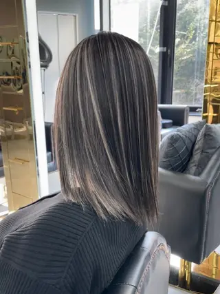 セミロング senjyu GINZA所属・バレイヤージュ/ハイ ライト/庄司鉄平のヘアスタイル