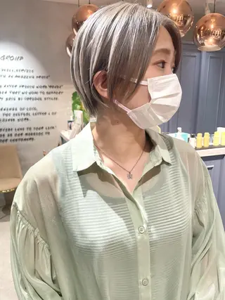 ショート カラー 360°キレイな ショートカットのヘアスタイル