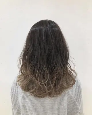 セミロング カラー ニュアンスカラー🫧 加納のヘアスタイル