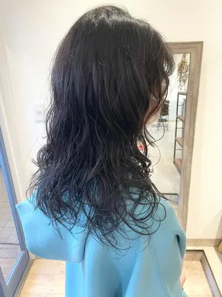 ミディアム カラー パーマ 🩰オリーブ/ ベージュ松本咲花🩰のヘアスタイル