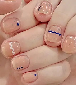 ショート R NAILSALONのネイルデザイン