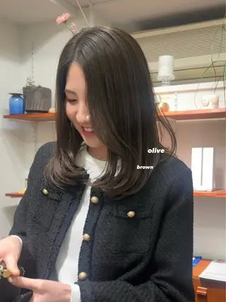 ミディアム カラー 暖色カラー/レイヤー 🌙 オノユリカのヘアスタイル