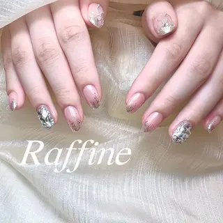 ネイル RAFFINE 月🦋🩵のネイルデザイン