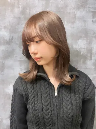ミディアム カラー Qin shaire salon 原宿店所属・レイヤーカット 韓国ヘアayameのヘアスタイル