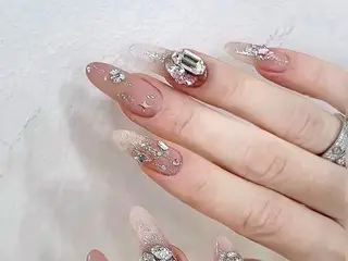 ネイル TOUTOU所属・TOUTOU. Yuriのネイルデザイン