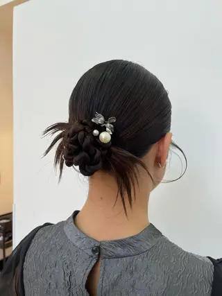 セミロング ヘアアレンジ ツヤ髪カラー💎 佐藤あきのヘアスタイル