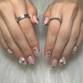 ネイル 黒川 実祐のネイルデザイン