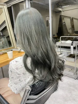 ロング 🍓🍒ダブルカラー モデルmio🍒🍓のヘアスタイル