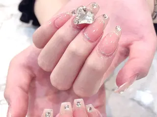 ネイル ナナ　ネイル Salonのネイルデザイン