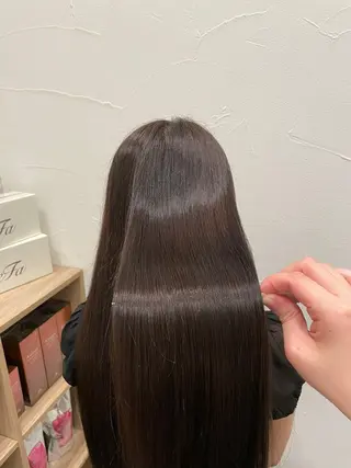 ロング ✩𝐴𝑠ℎ 中目黒 浦野 遥‎✩*｡のヘアスタイル