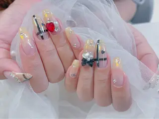 ネイル ネイルサロンエクラ 🫧Shizukaのネイルデザイン