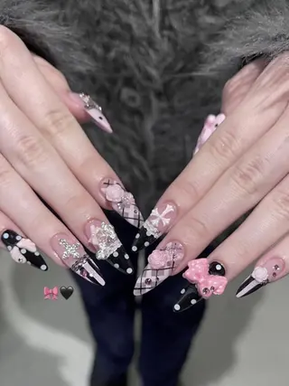 ネイル MIHANA SAKURAのネイルデザイン