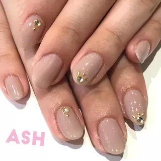 ネイル 🩵NORIKO 上品ネイルが得意🩵のネイルデザイン