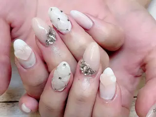 ネイル Rグループ felizのネイルデザイン