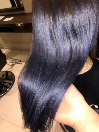 カラー 櫻井 麻彩のヘアスタイル