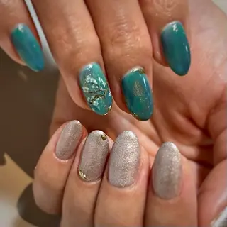 ネイル FIORITURA Maikoのネイルデザイン