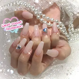 ネイル リボン、ガーリー パーツ放題専門店のネイルデザイン