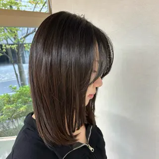 ミディアム Iris by artina 武蔵小杉店【イリス バイ アルティナ】所属・🎼レイヤー/顔周り カット/nene♬のヘアスタイル