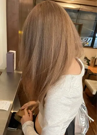 ロング カラー 髪質改善ｶﾗｰ ｹｱﾌﾞﾘｰﾁ/ﾀﾑのヘアスタイル