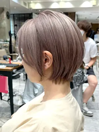 ショート カラー 💍新宿ショート 💍岩田莉奈のヘアスタイル
