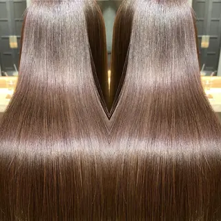 ロング ツバサ 髪質改善のヘアスタイル