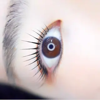 マツエク・マツパ un par un アンパルアン所属・un par unの眉毛・アイブロウイメージ